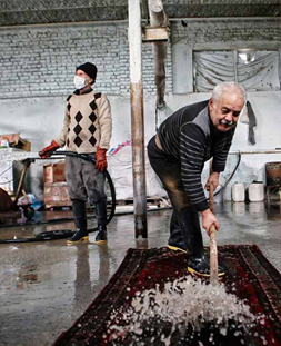شستشوی سنتی قالی در قالیشویی بنیاد کرج 
